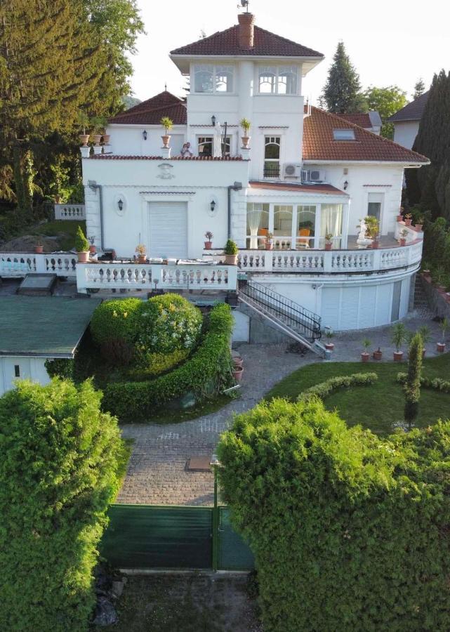 3 Bedroom Private Floor In Luxury Mansion Budapest Eksteriør bilde